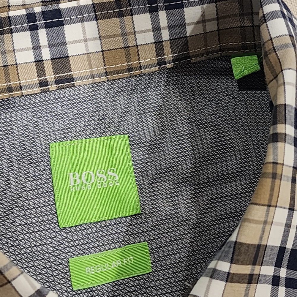 Hugo Boss Regular Fit Button Down L - Picture 3 of 5